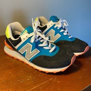Women’s 9 New Balance 574 neon and black